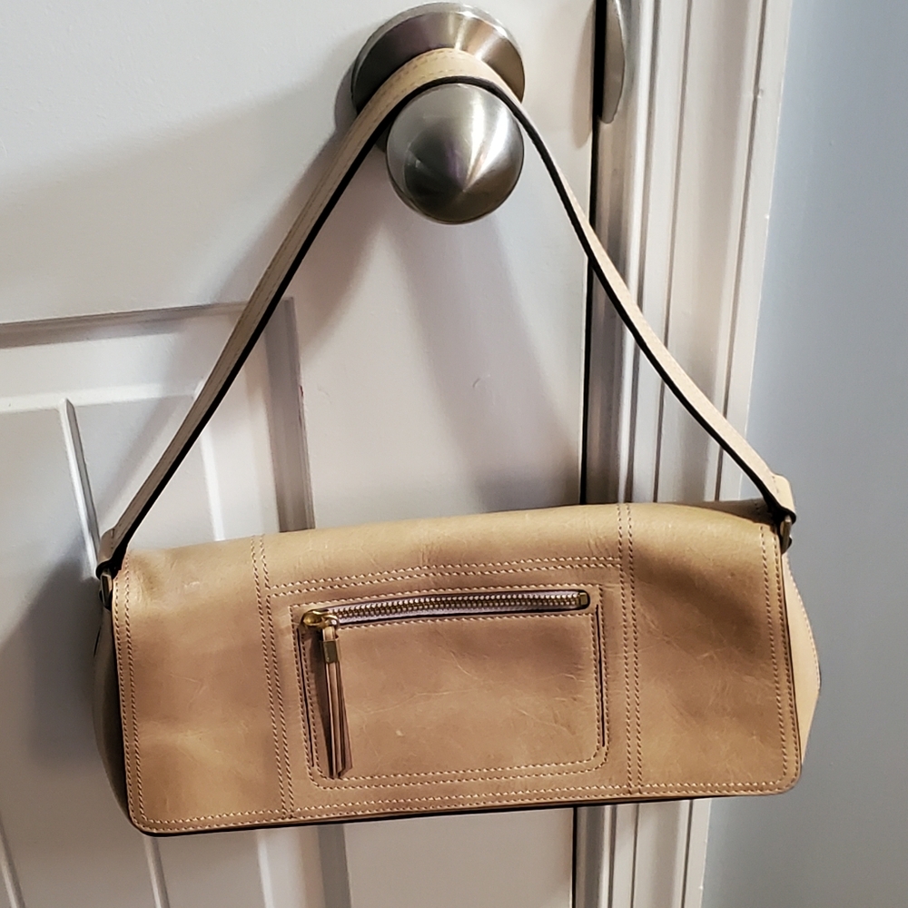 Ellen Tracy Womens Leather Shoulder Bag Tan\Cream.